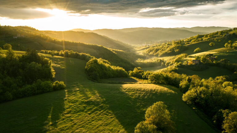 Green rolling hills in Italy